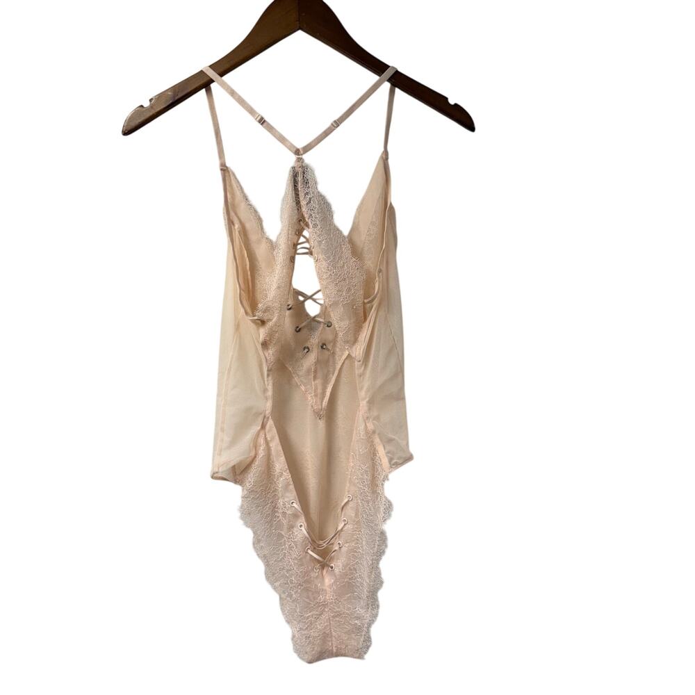 Victorias Secret Lace Nude Medium Bodysuit Semi Sheer Lingerie Style - Picture 9 of 13